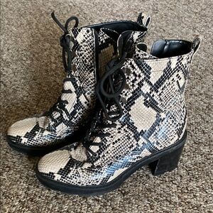 Marc Fisher Black and Cream Lace Up Boots